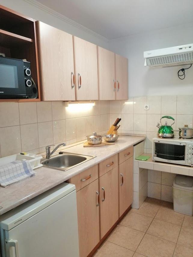 Hoforras Hotel Дьюла Экстерьер фото